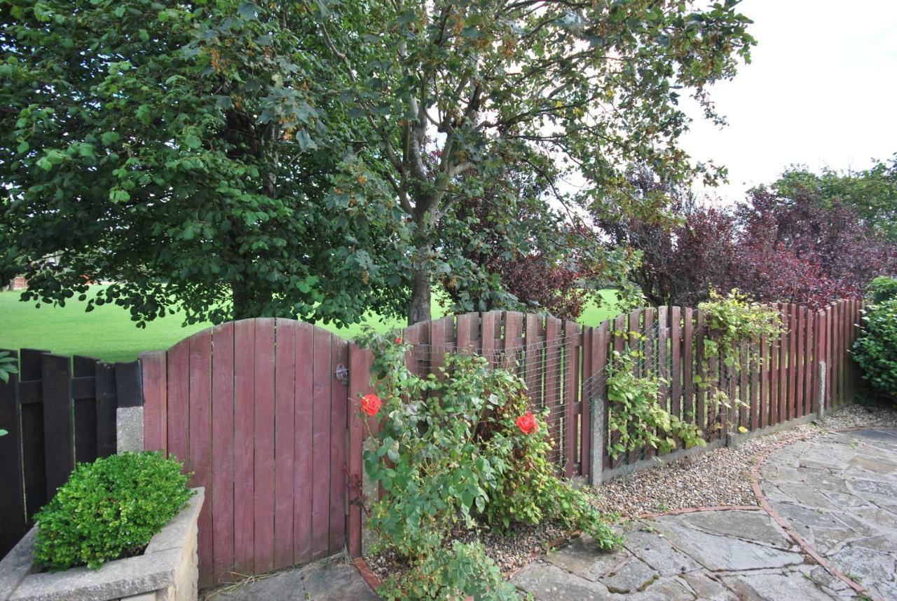 Villa Belle’s Bungalow Cleveleys Exterior foto